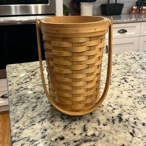 American traditions wine carrier
